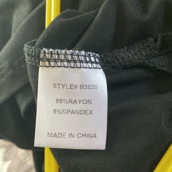 Jodifl lost Angeles medium t shirt black with flower embroidery - Picture 6 of 6